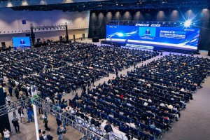 万人齐聚，共绘蓝图！第三十二届中国汽车工程学会年会暨展览会在重庆盛大开幕