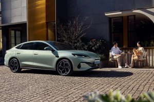 中国人保携手杭州卓景汽车购车嘉年华